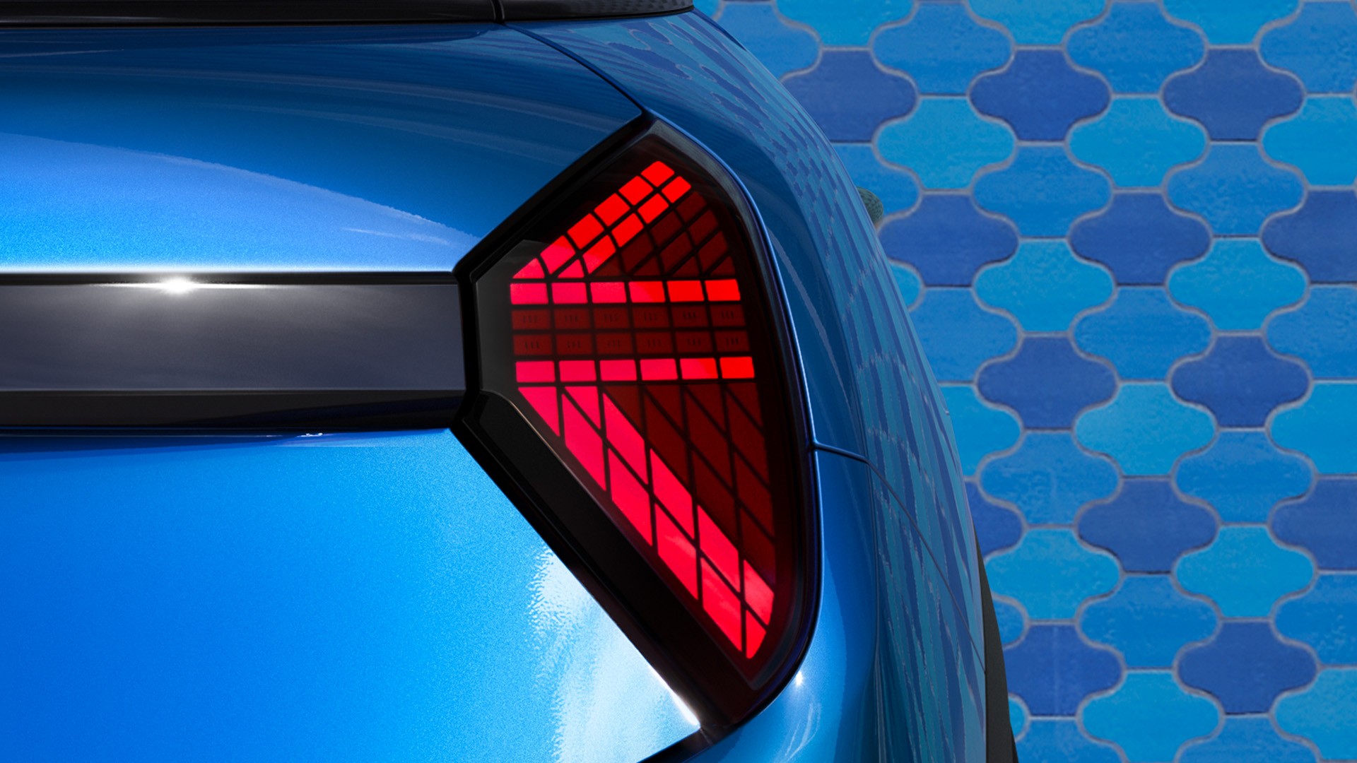 MINI Cooper 5-Door – exterior highlights – rear light design